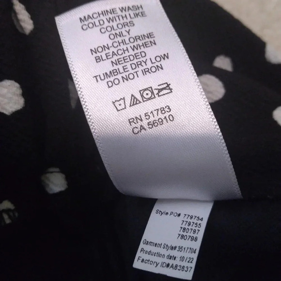 Maurices high-rise shorts -small NWOT - Picture 9 of 9